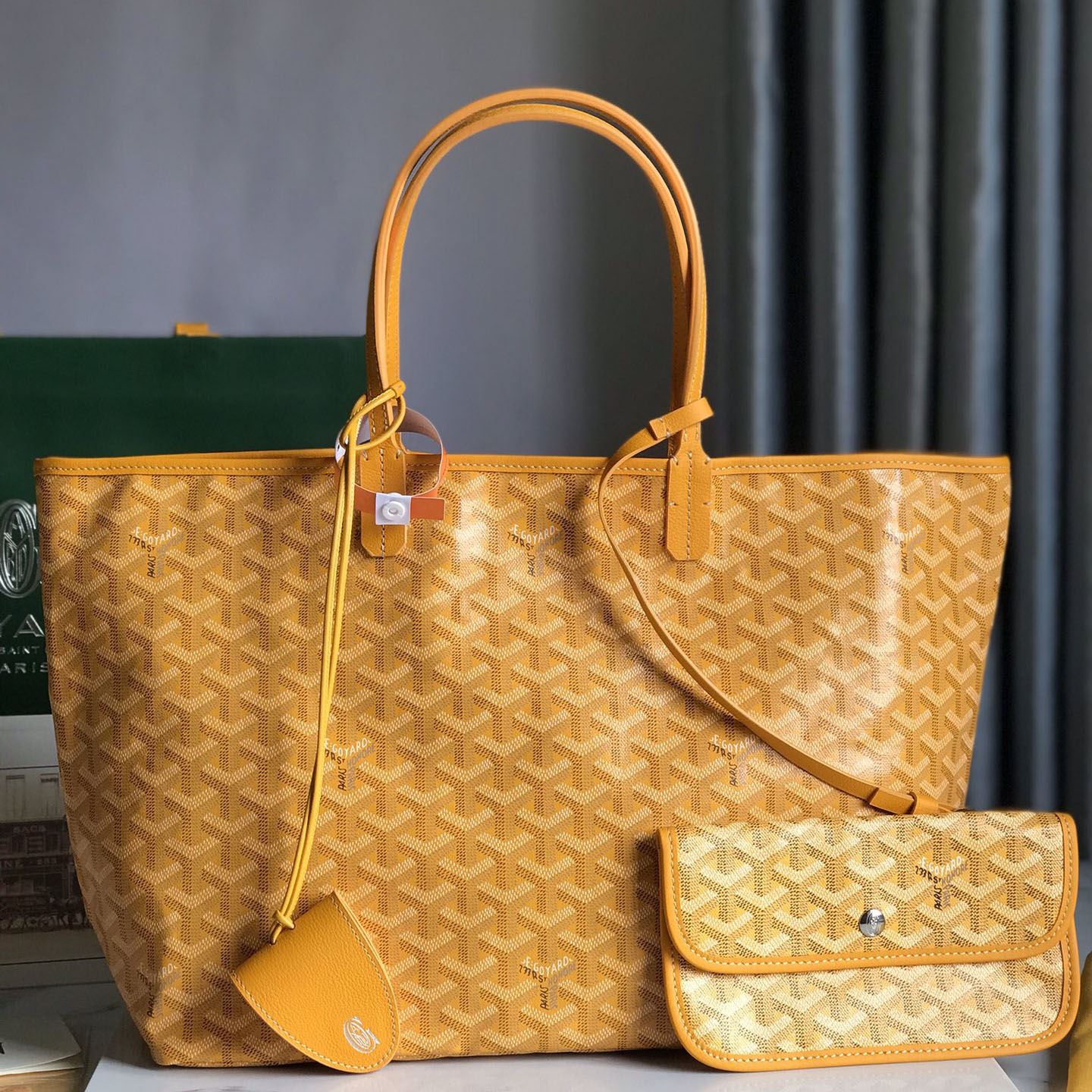 Go*ard shopping bags